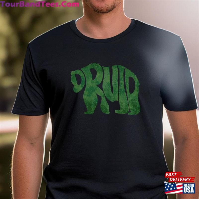 Green Druid Bear Text Design Tee Dungeons And Dragons Graphic T-Shirt Dnd Player Gift For Dungeon Master Ttrpg Game Night Character Sweatshirt 29Uf122098 – Utopia Fashion