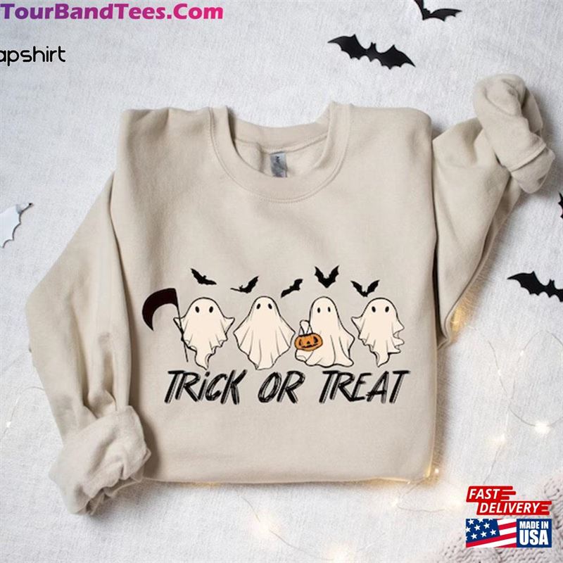 Halloween Trick Or Treat Sweatshirt Classic Hoodie 29Uf123869 – Utopia Fashion