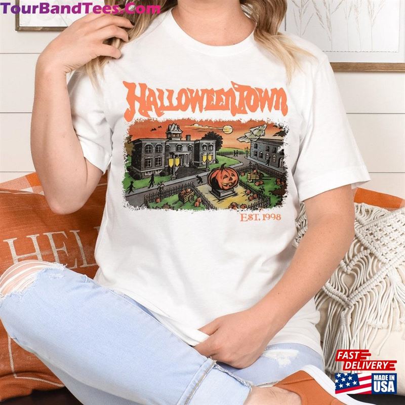 Halloweentown Shirt Halloween Town University T-Shirt Classic 29Uf123574 – Utopia Fashion