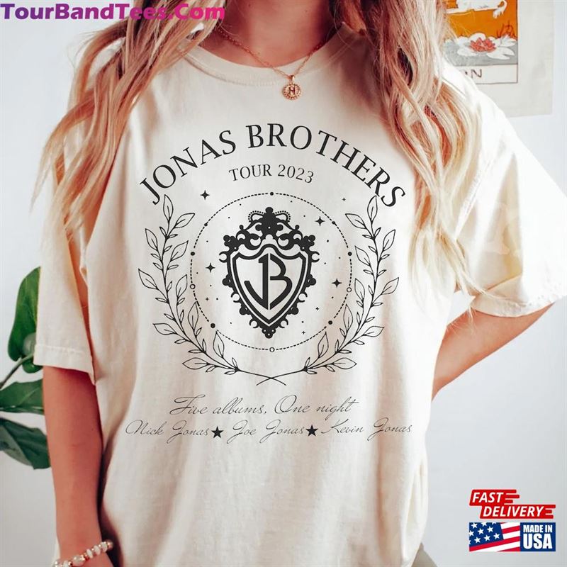 Jonas Brothers Shirt Five Albums One Night Tour The Classic T-Shirt 29Uf123148 – Utopia Fashion