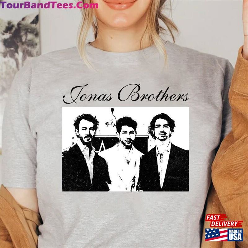 Jonas Brothers Vintage T-Shirt Five Albums One Night Tour Shirt Classic Hoodie 29Uf137004 – Utopia Fashion