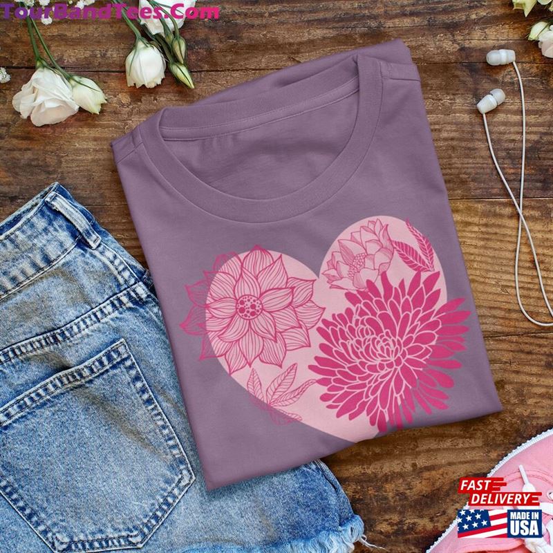 Pink Flower Heart Shirt Minimalist Design Comfort Colors Sweatshirt Unisex 29Uf136462 – Utopia Fashion