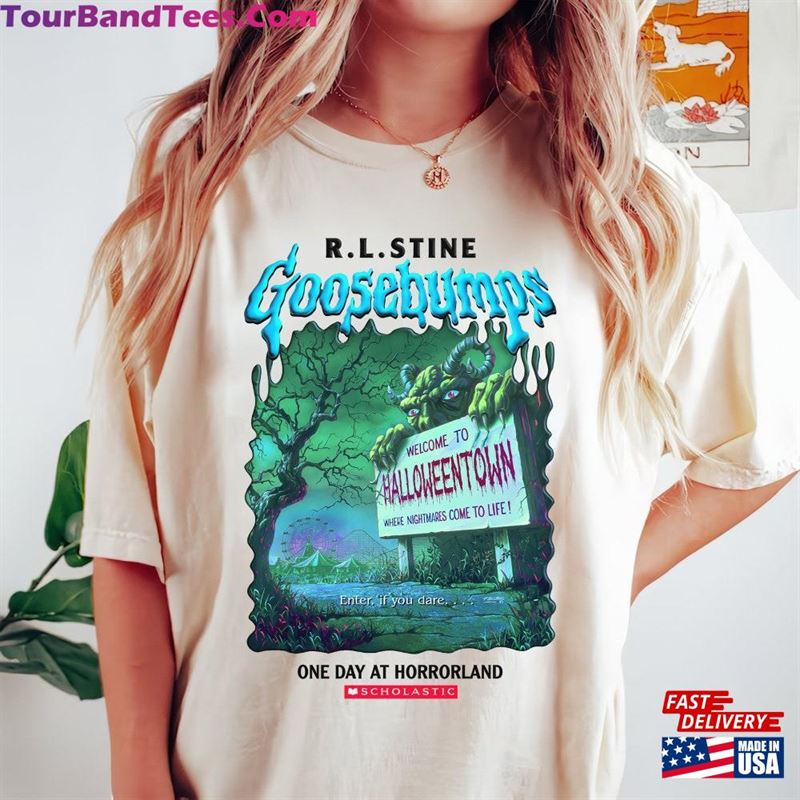 R L Stine Goosebumps Comfort Colors Shirt One Day At Horrorland Halloween Hoodie T-Shirt 29Uf123773 – Utopia Fashion