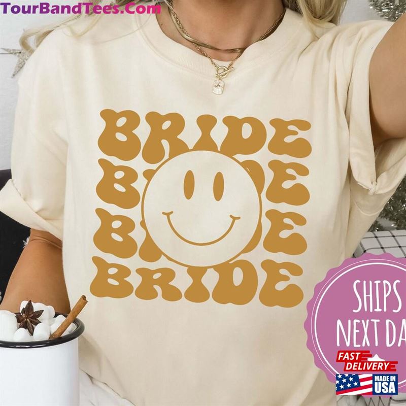 Smiley Bride Shirt T-Shirt Gift Sweatshirt 29Uf119034 – Utopia Fashion