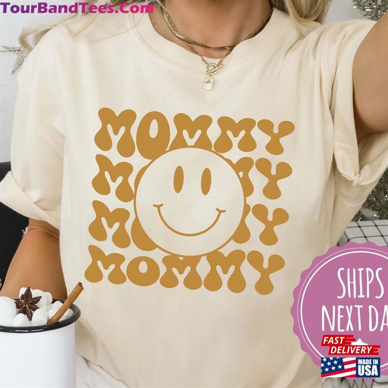 Smiley Mommy Shirt Mama Shirts Gifts For Mom Classic Unisex 29Uf141619 – Utopia Fashion