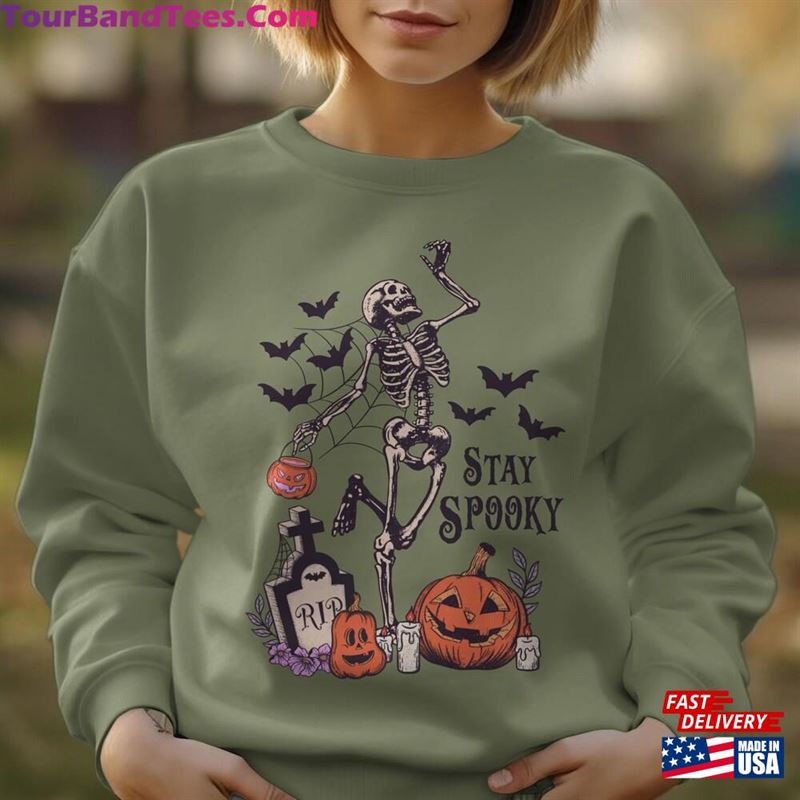 Stay Spooky Vintage Halloween Sweatshirt Creep It Real T-Shirt 29Uf131978 – Utopia Fashion