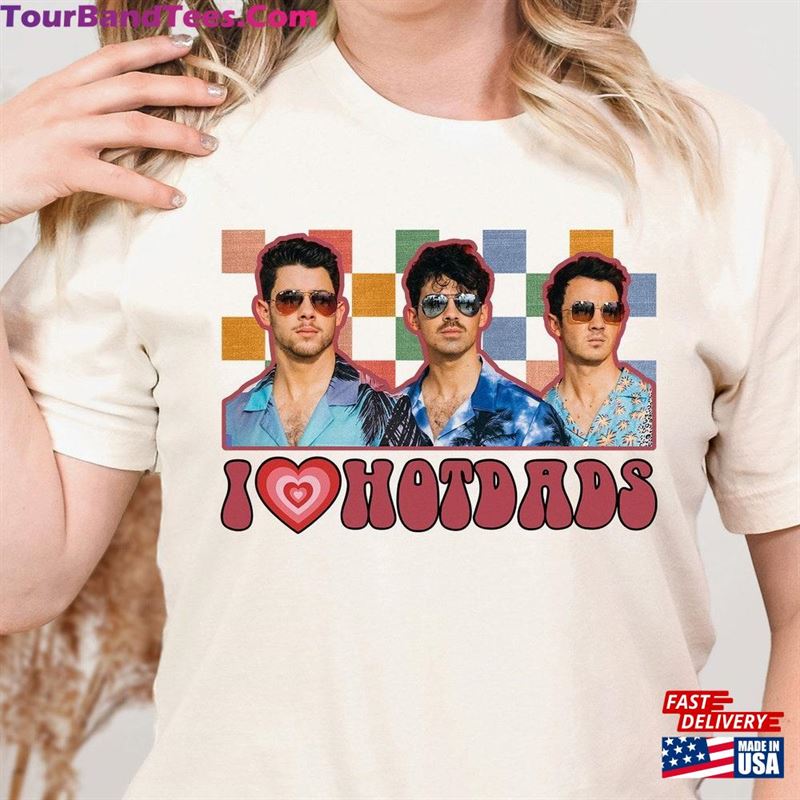 Vintage Jonas Brothers Shirt I Love Hot Dads Daddy Sweatshirt Classic 29Uf123643 – Utopia Fashion