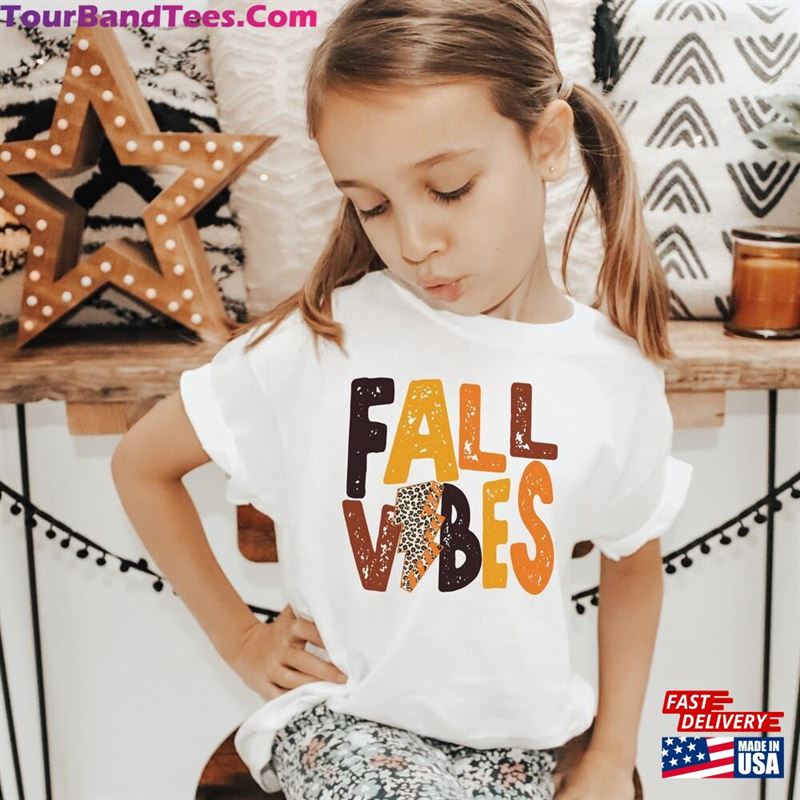 Youth Fall Vibes Bolt Graphic Tee Super Comfy Crew Neck Halloween Leaves Spooky Season T-Shirt Classic 29Uf123622 – Utopia Fashion